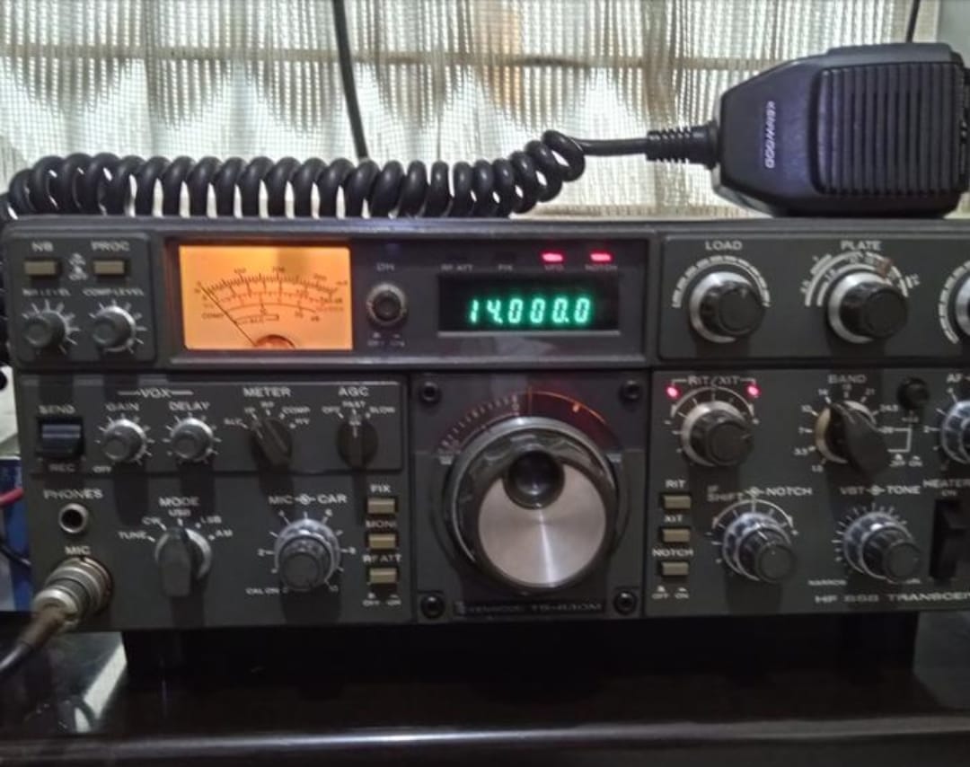 Kenwood TS-830M